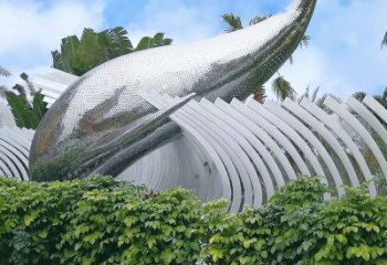 青岛海豚雕塑镜面鲸鱼创意动物景观