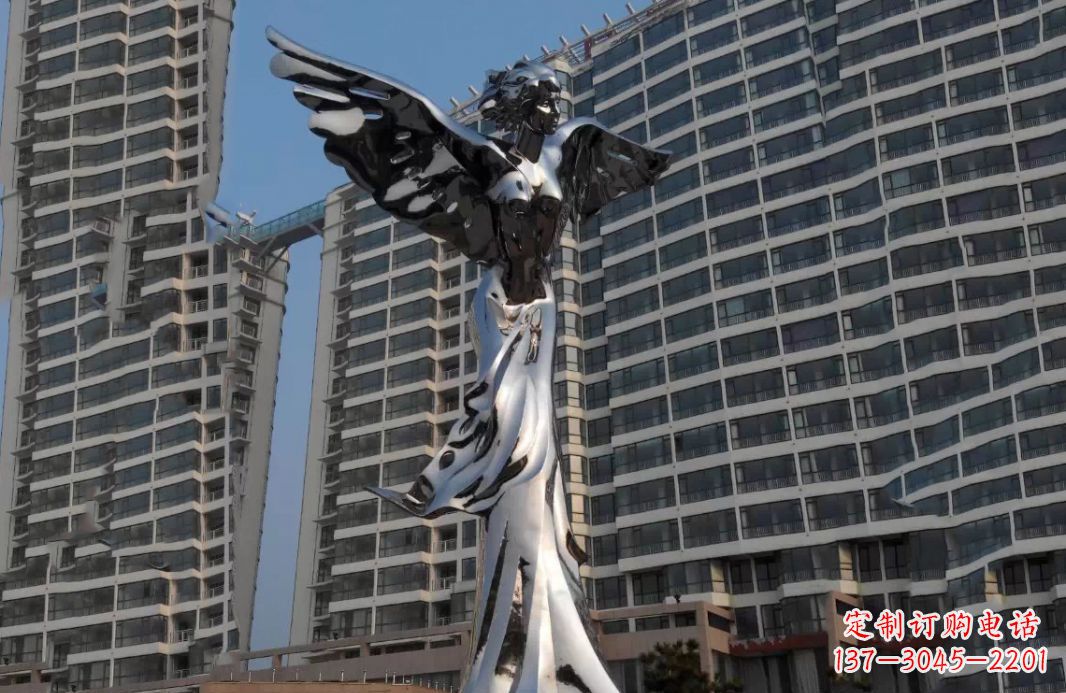 青岛不锈钢天使城市景观雕塑