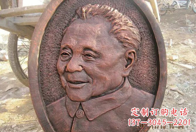 青岛传承历史，永记邓小平——邓小平头像铜雕塑