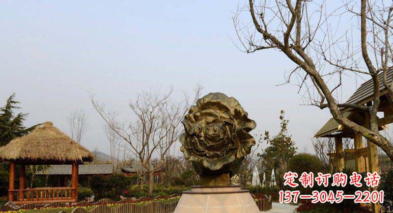 青岛公园大白菜景观铜雕