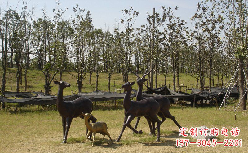 青岛优雅雕塑-梅花鹿铜雕