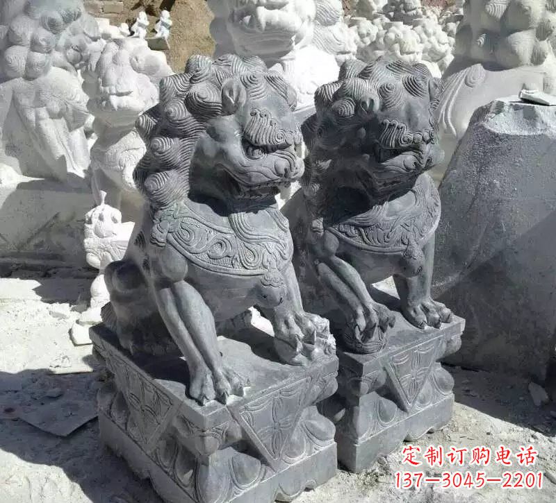 青岛古代青石狮子雕塑