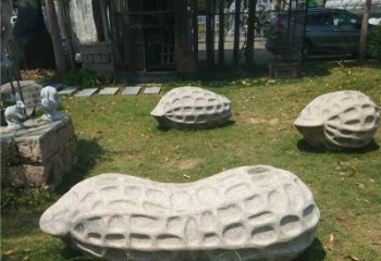青岛公园大理石花生雕塑
