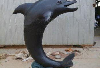 青岛一群海豚成就美丽的海洋动物喷泉铜雕塑