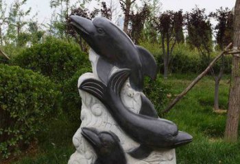 青岛特色海豚雕塑，带您体验最真实的海洋梦想