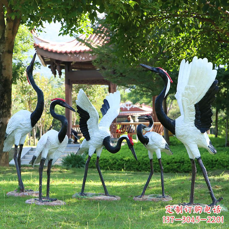 青岛精美彩绘丹顶鹤雕塑