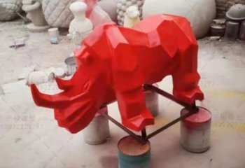 青岛红色几何切面抽象犀牛雕塑