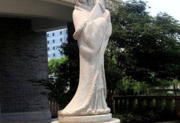 青岛为爱而生，王昭君大理石雕塑