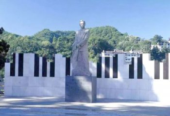 青岛聆听聂耳石的音乐精魂，品味杰出音乐家的艺术雕塑
