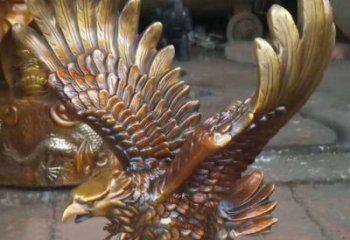 青岛雕塑精灵：翱翔于天际的老鹰雕塑