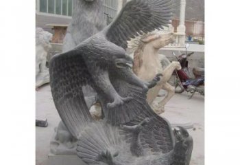 青岛中领雕塑推出的石雕老鹰是一款充满生机与力…