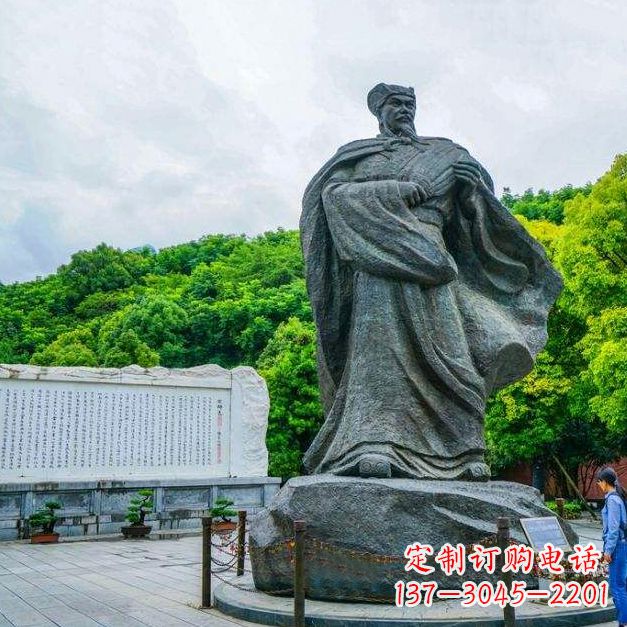 青岛汇聚历史荣光——中领雕塑诸葛亮雕塑