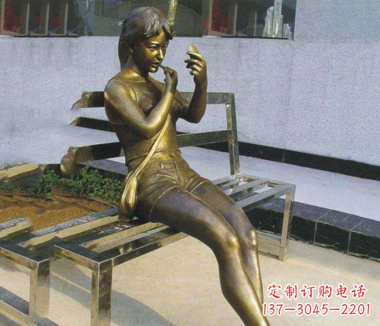 青岛铜雕商业街化妆女孩人物雕塑