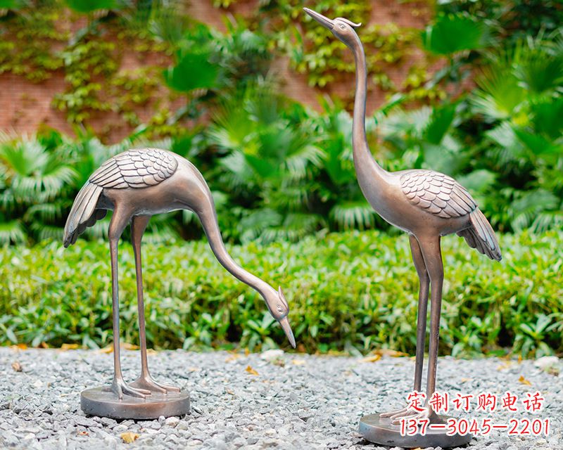 青岛推荐仿真仙鹤动物雕塑