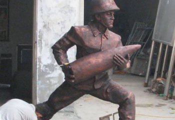 青岛铜雕炮弹战士，象征勇气和决心