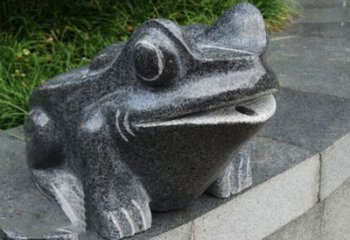 青岛活力四射的青蛙喷水雕塑