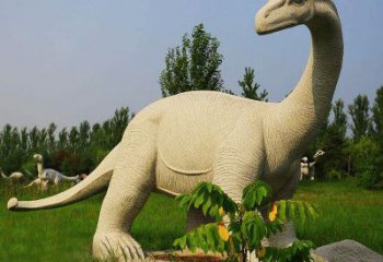 青岛和恐龙一起见证历史的精美石雕
