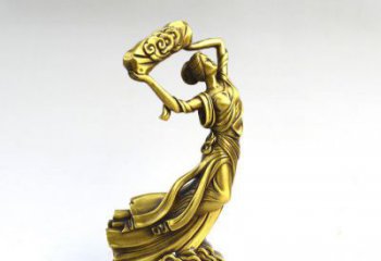 青岛传承古老神话的女娲雕塑