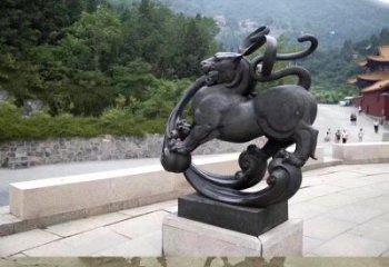 青岛神兽白虎铜雕塑，雕刻出传统中国文化之精髓