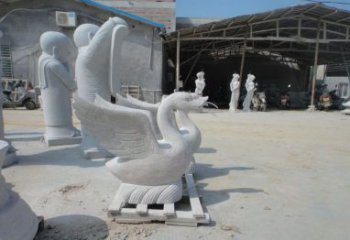 青岛中领雕塑：独具特色的天鹅喷水雕塑