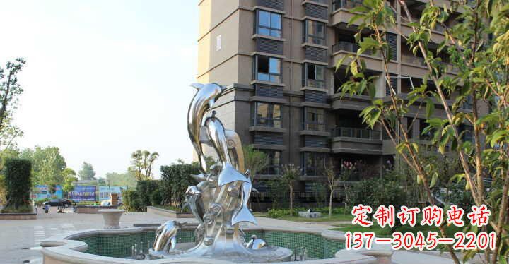 青岛小区不锈钢跳跃海豚景观雕塑