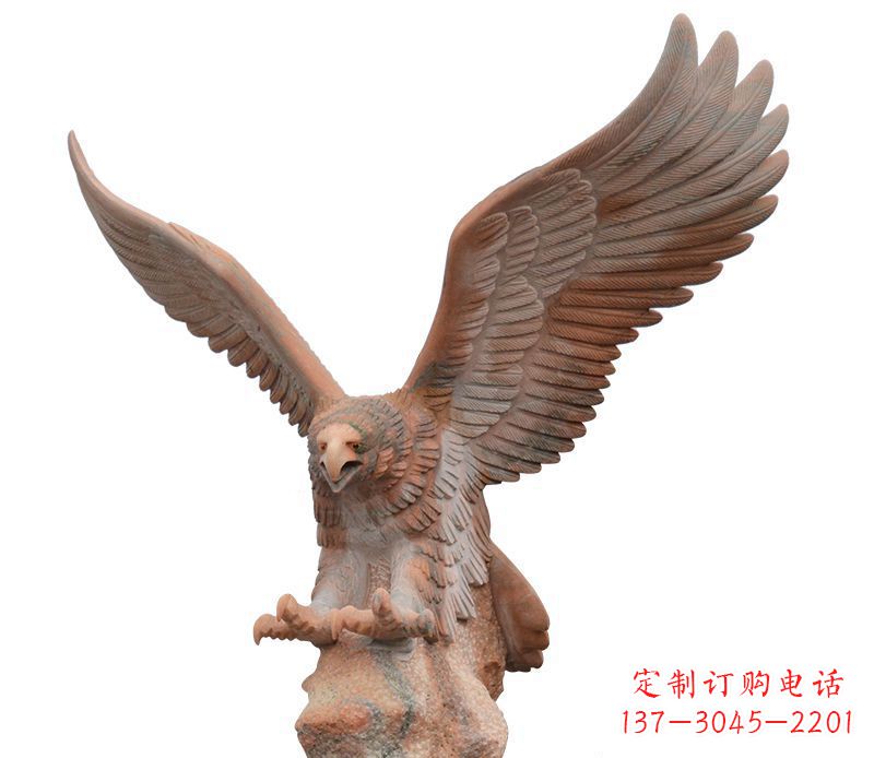 青岛雄鹰展翅石雕