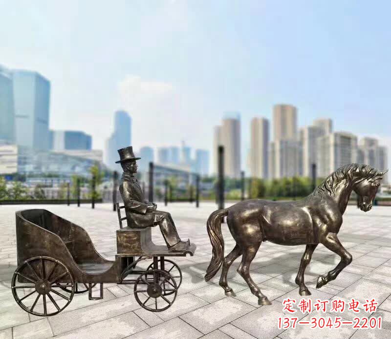 青岛铸铜广场马车雕塑